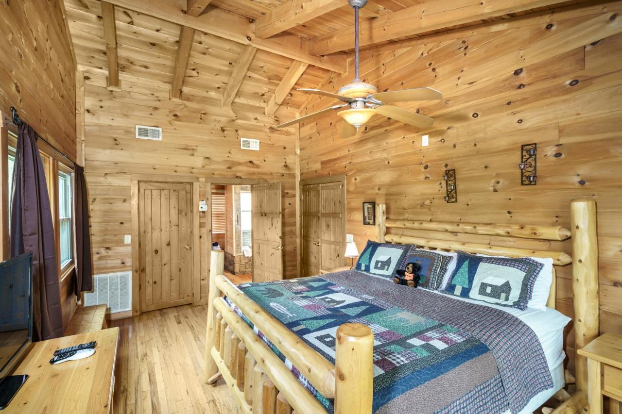 Glori'S Retreat, Game Room, 1089 Of Free Attraction Tickets For Each Paid Day, Dollywood And More Pigeon Forge Exterior foto